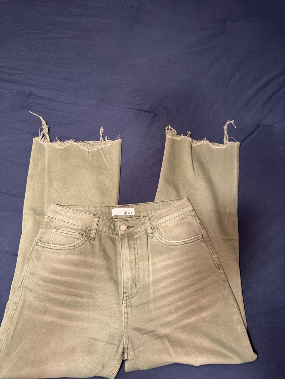 Vervet  Olive-Green Ankle Jeans with Raw Hem